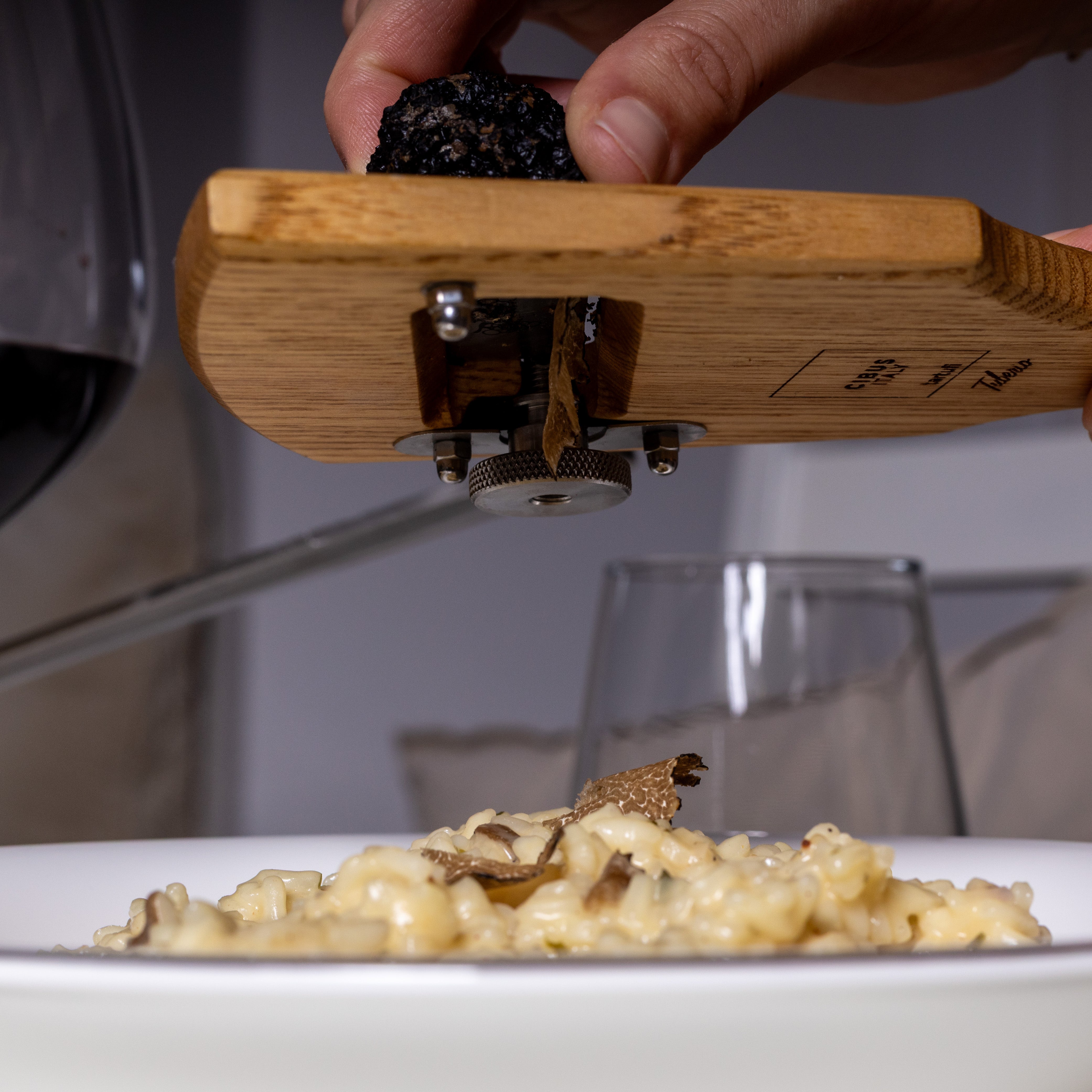 Miliffico Trüffelhobel – Italienische Präzision für höchsten Genuss